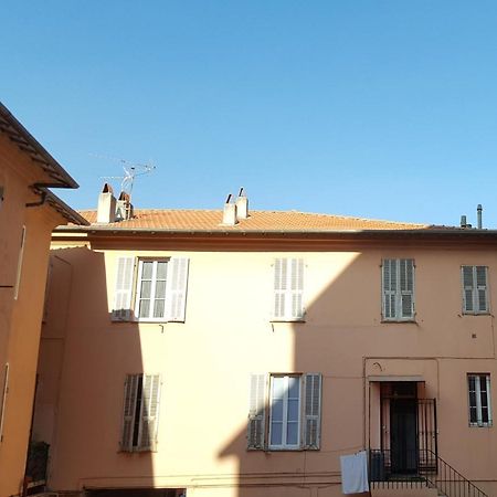Superbe 2 pièces neuf à 100m de la plage Menton Exterior foto